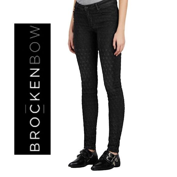 BROCKENBOW BLACK SKINNY JEANS - Picture 4 of 15